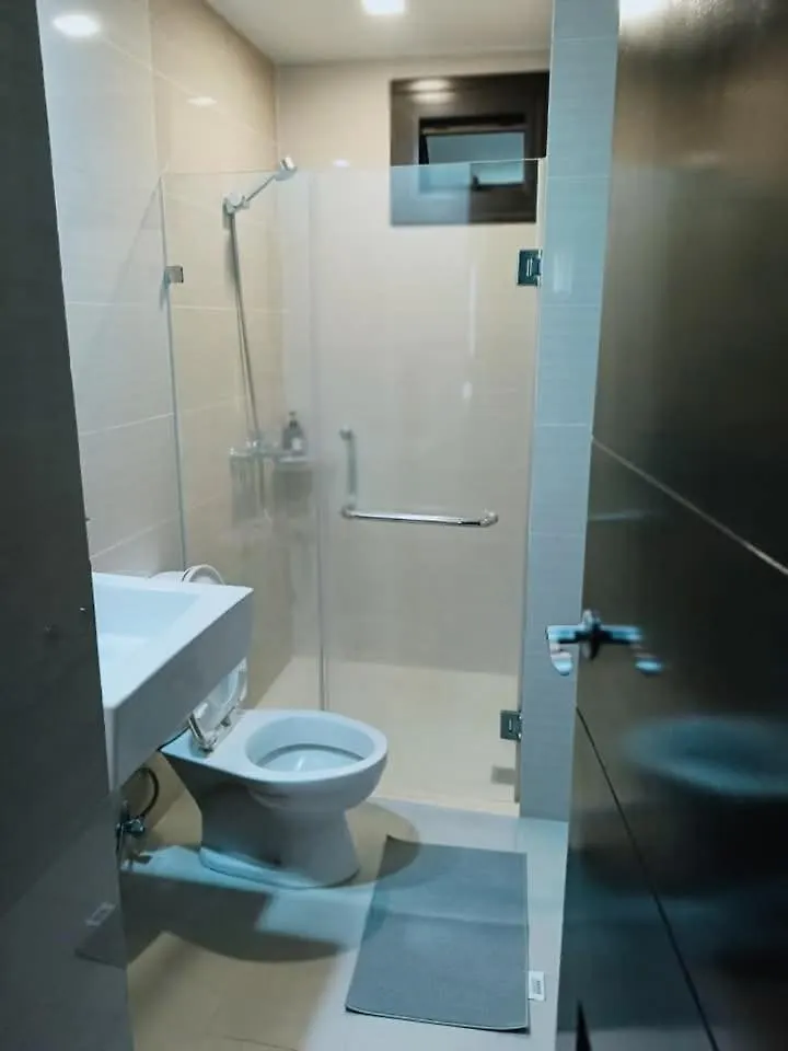 Cozy Condotel Across Naia Terminal 3 Manila 0*,